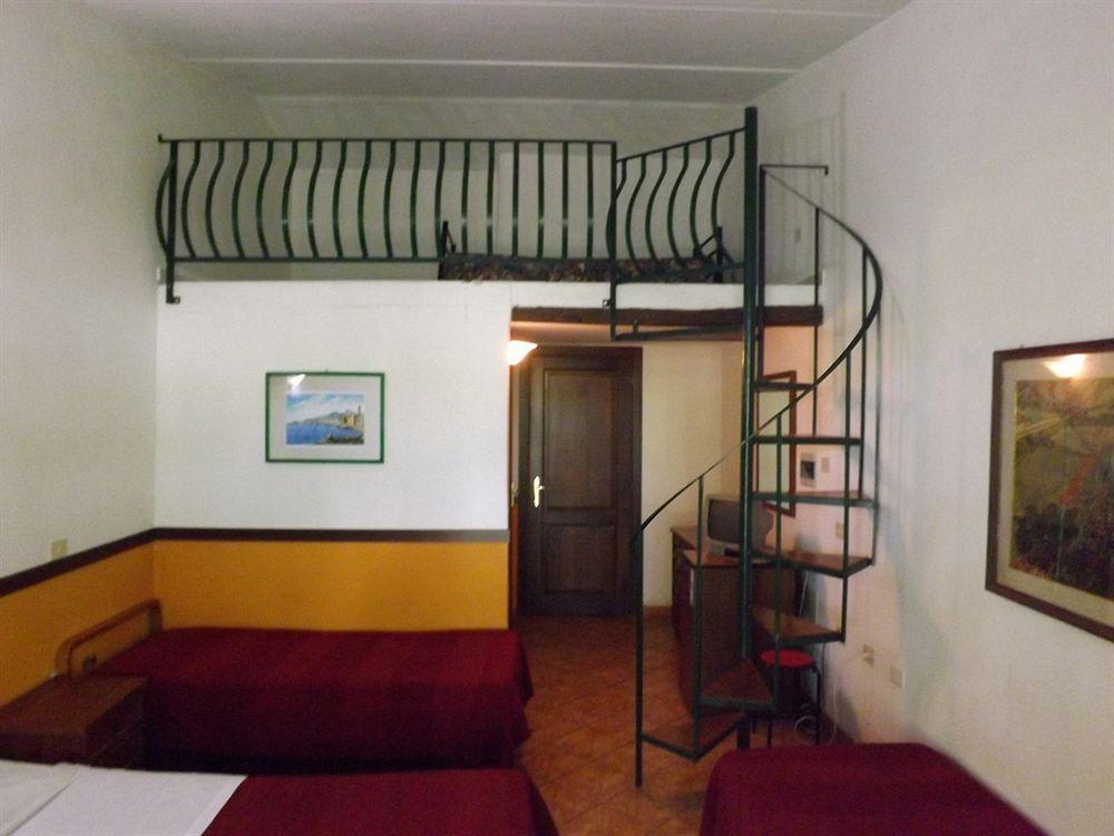 Hotel Antico Residence Roma Monterosi Kültér fotó