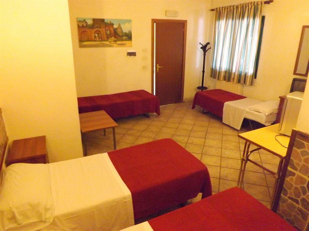 Hotel Antico Residence Roma Monterosi Kültér fotó