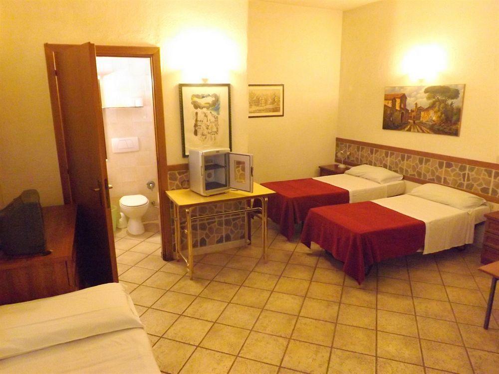 Hotel Antico Residence Roma Monterosi Kültér fotó