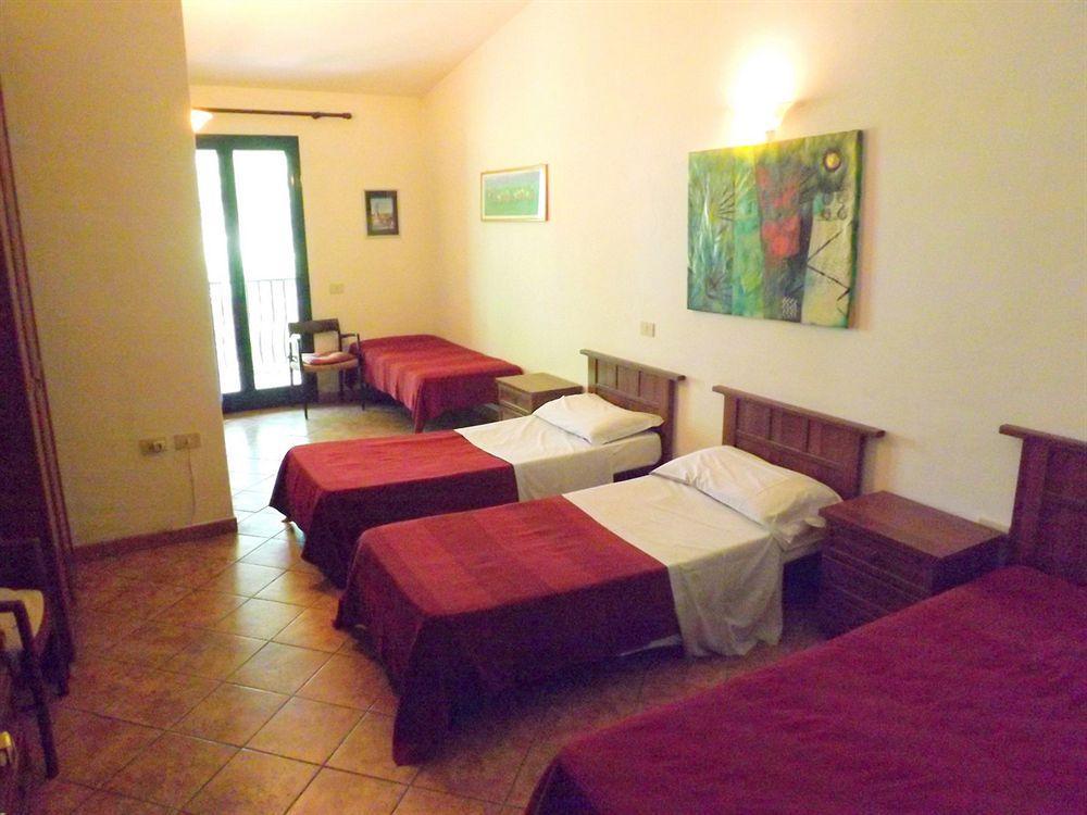 Hotel Antico Residence Roma Monterosi Kültér fotó